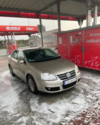 samochody osobowe Volkswagen Jetta cena 13000 przebieg: 288936, rok produkcji 2006 z Lubsko